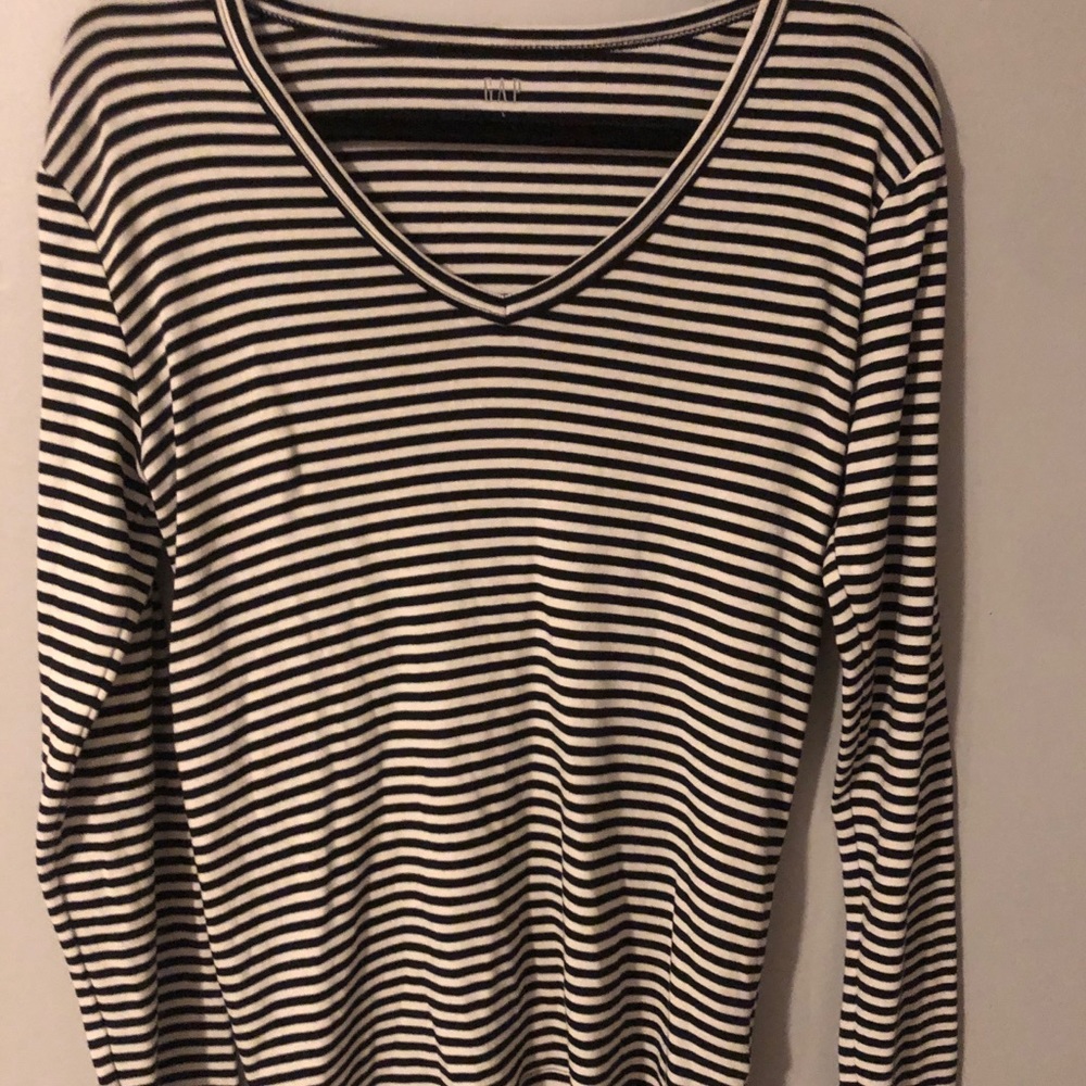 Gap long sleeve shirt